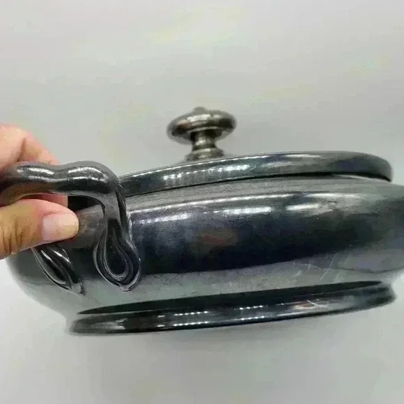 Vintage REED and BARTON Silver Plate Covered Dish/pan Handled No.1100. Taunton - Picture 9 of 15